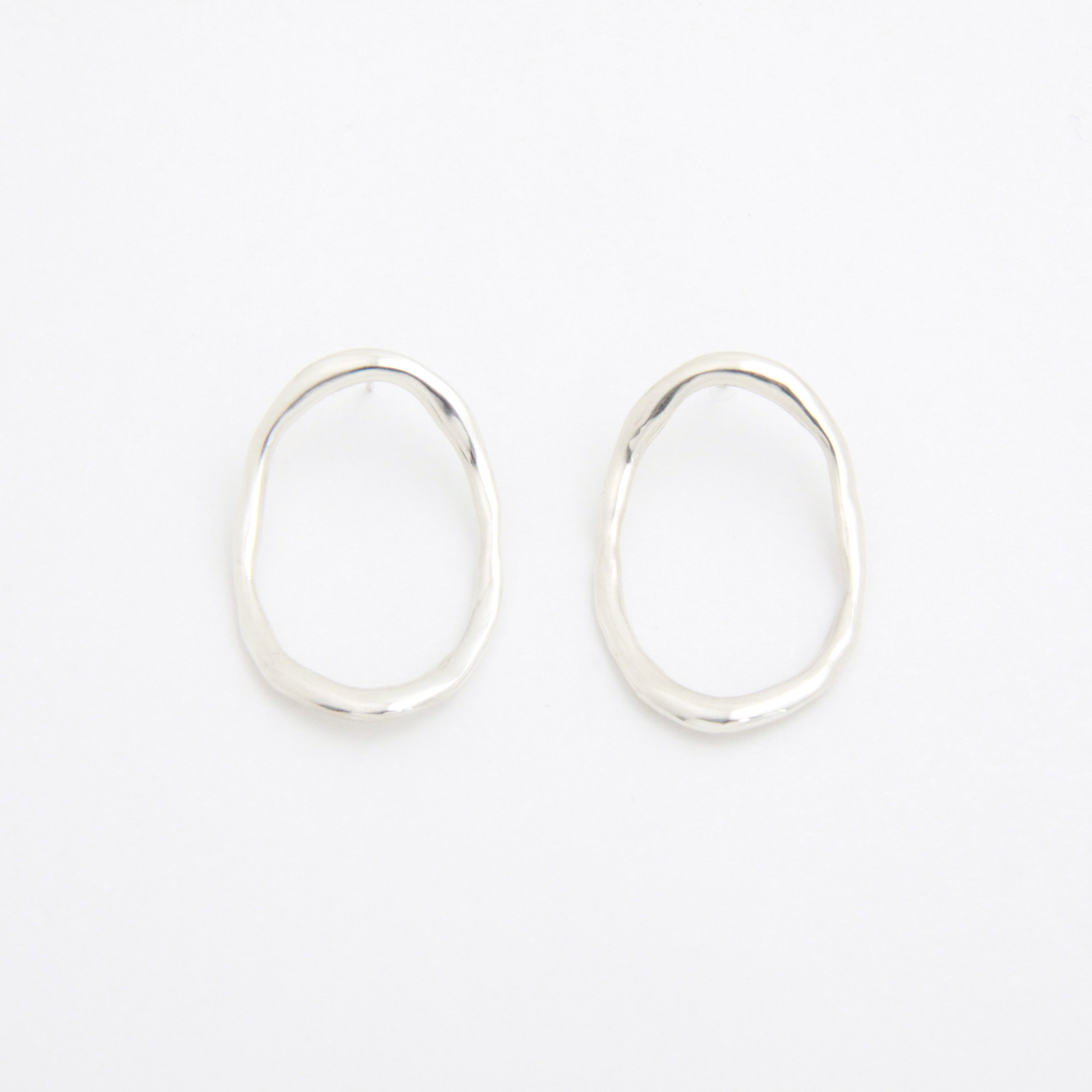 Oval P-L