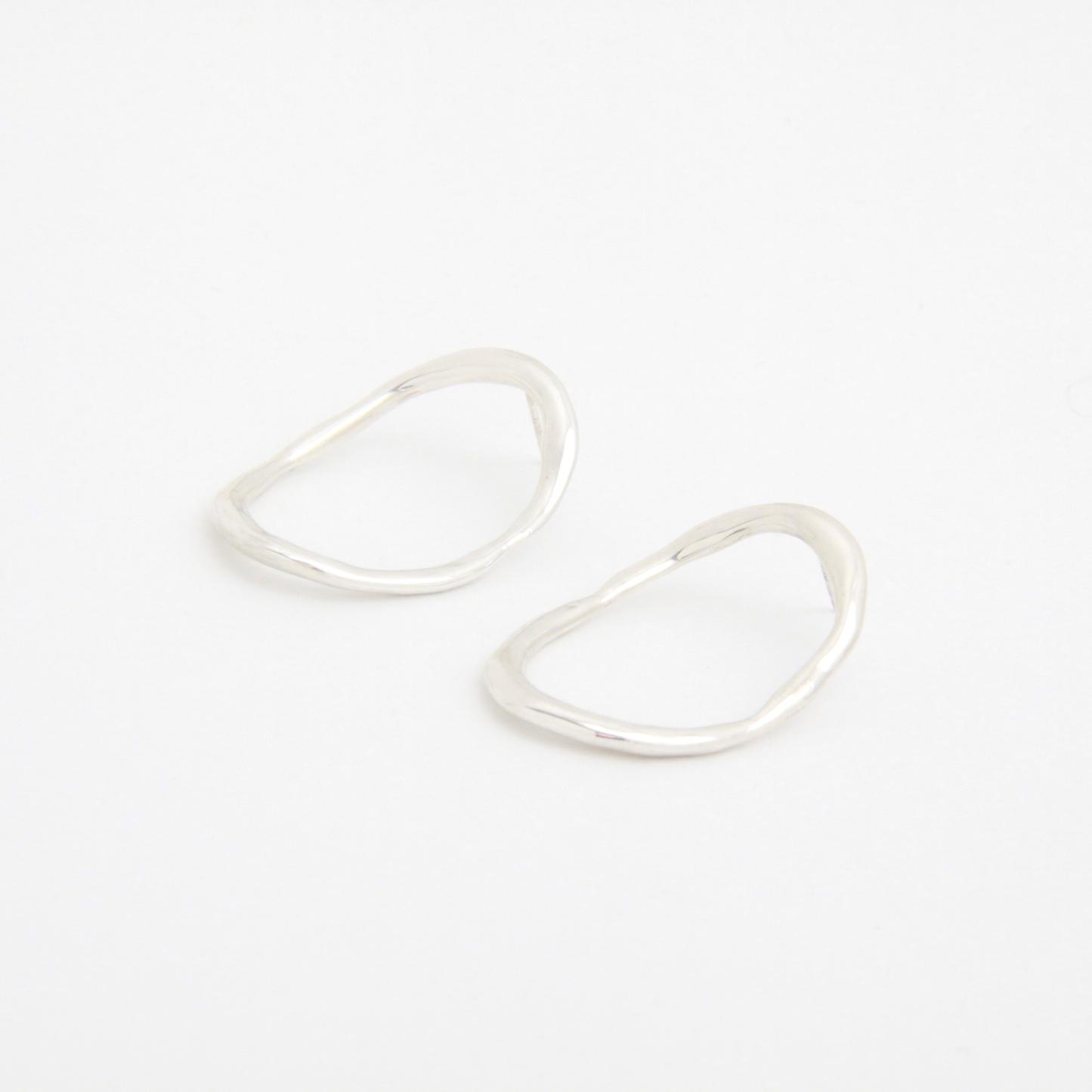 Oval P-L