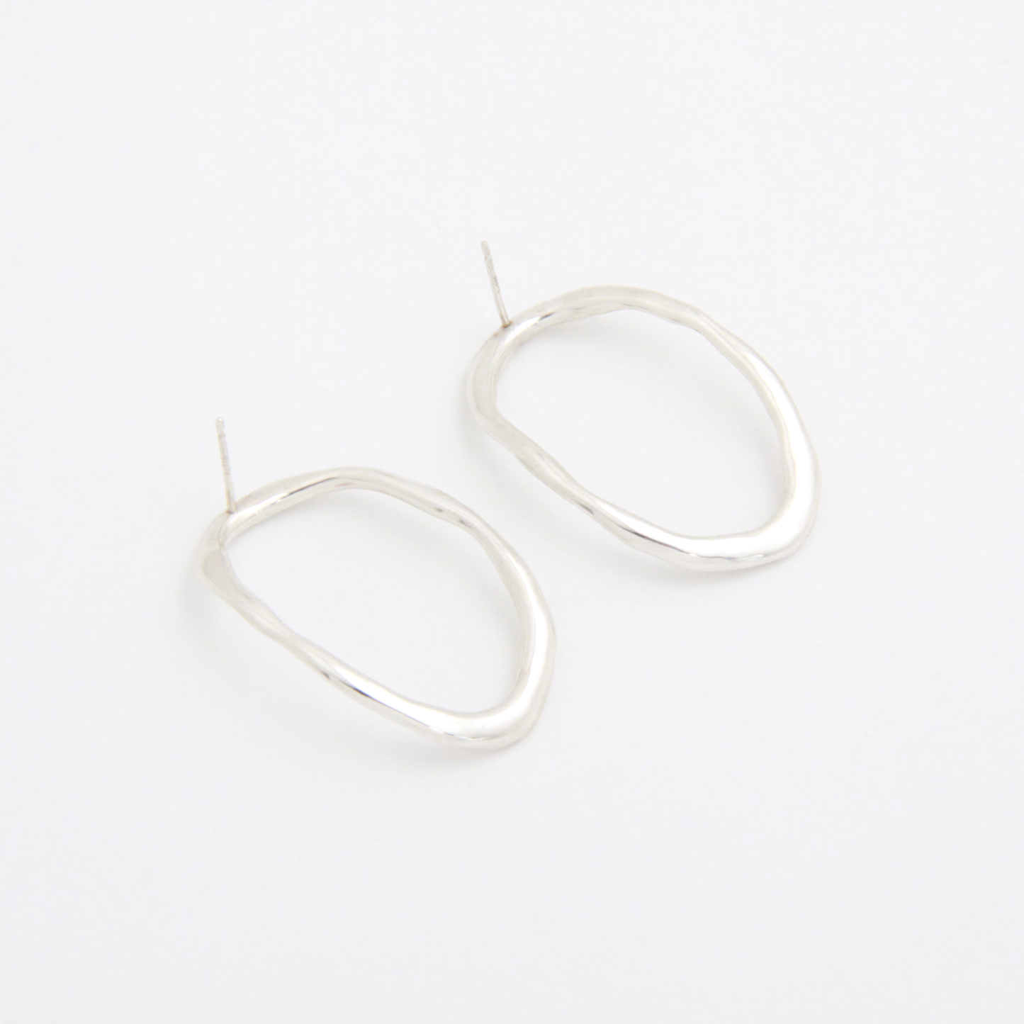 Oval P-L